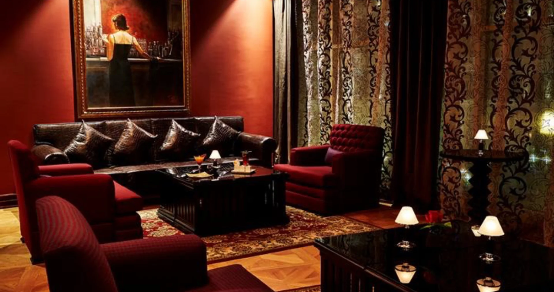 1897 The Bar & Cigar Lounge
