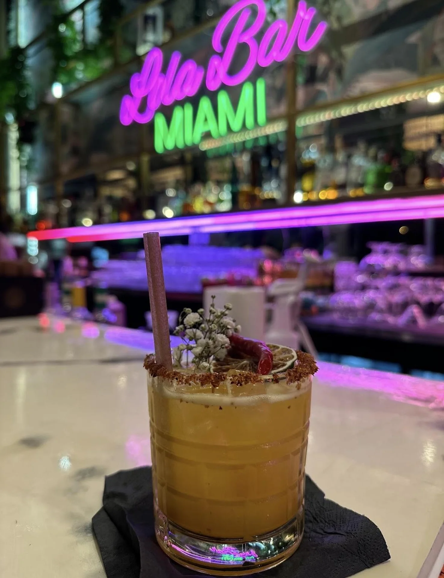 Lola Bar