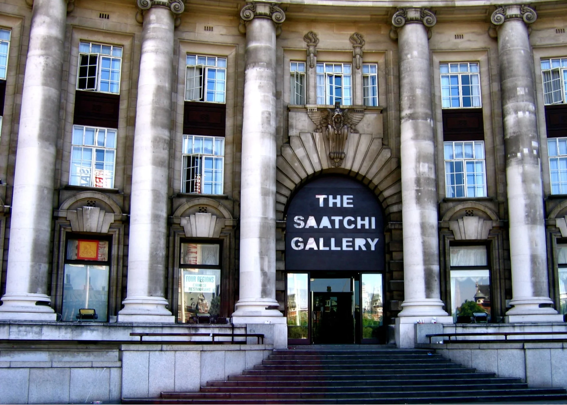Saatchi Gallery
