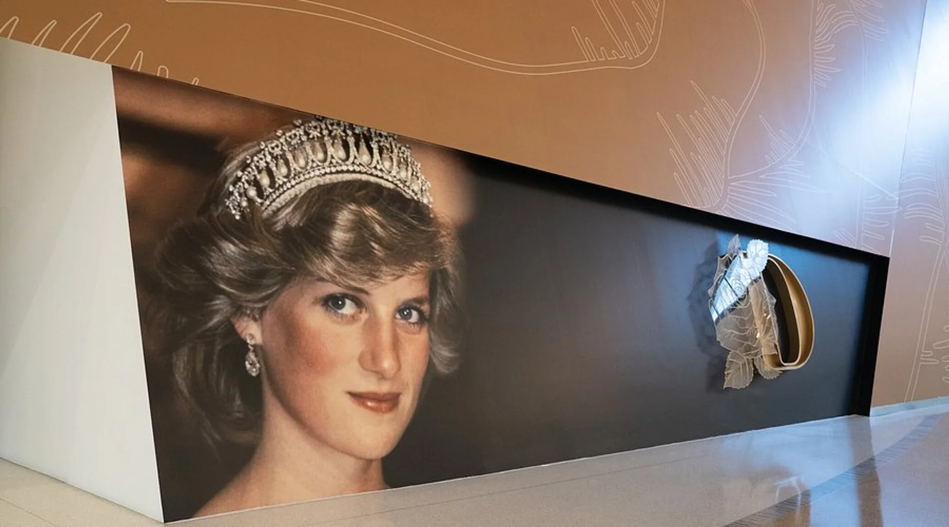 Princess Diana & The Royals: The Exhibition