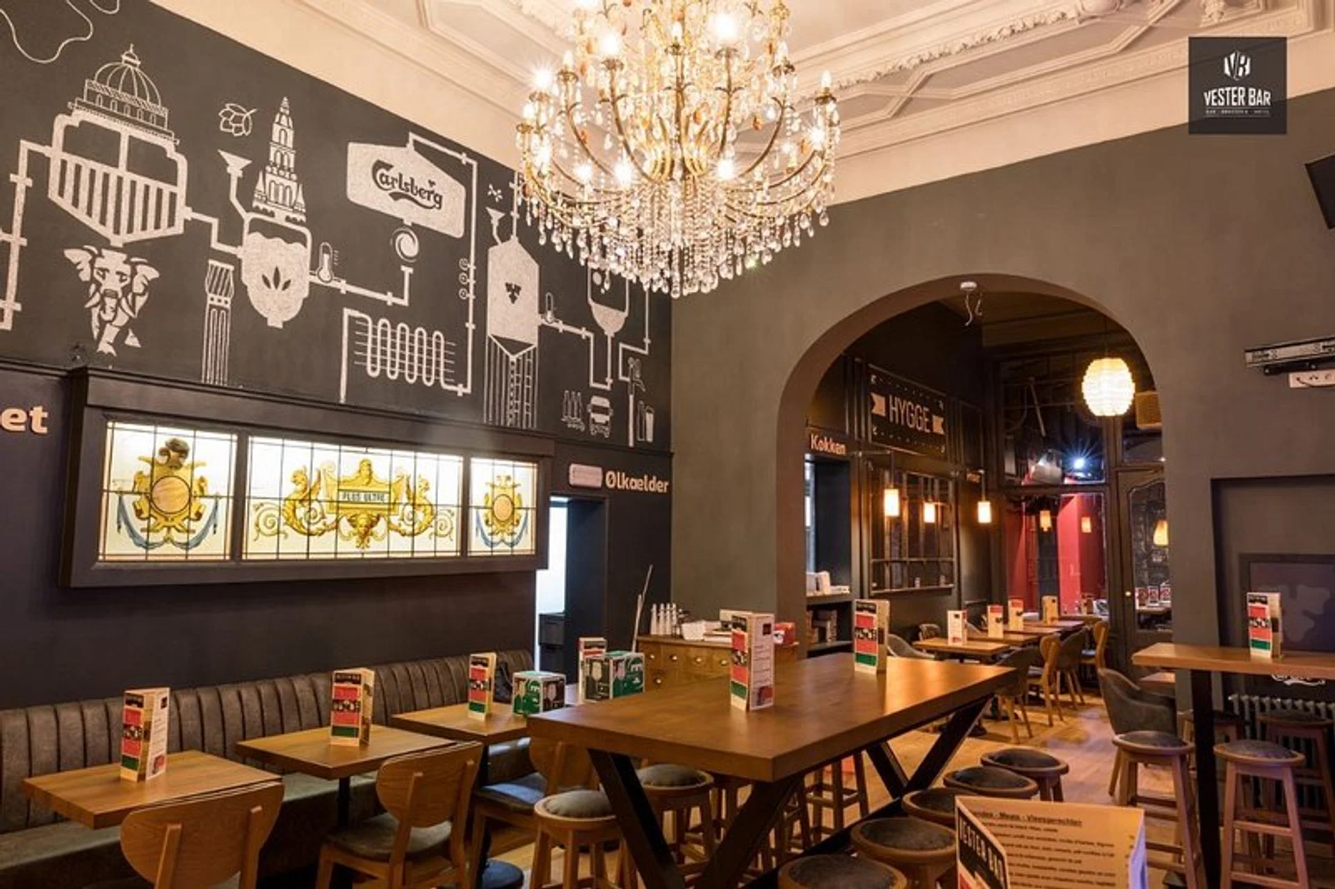 Vester Bar