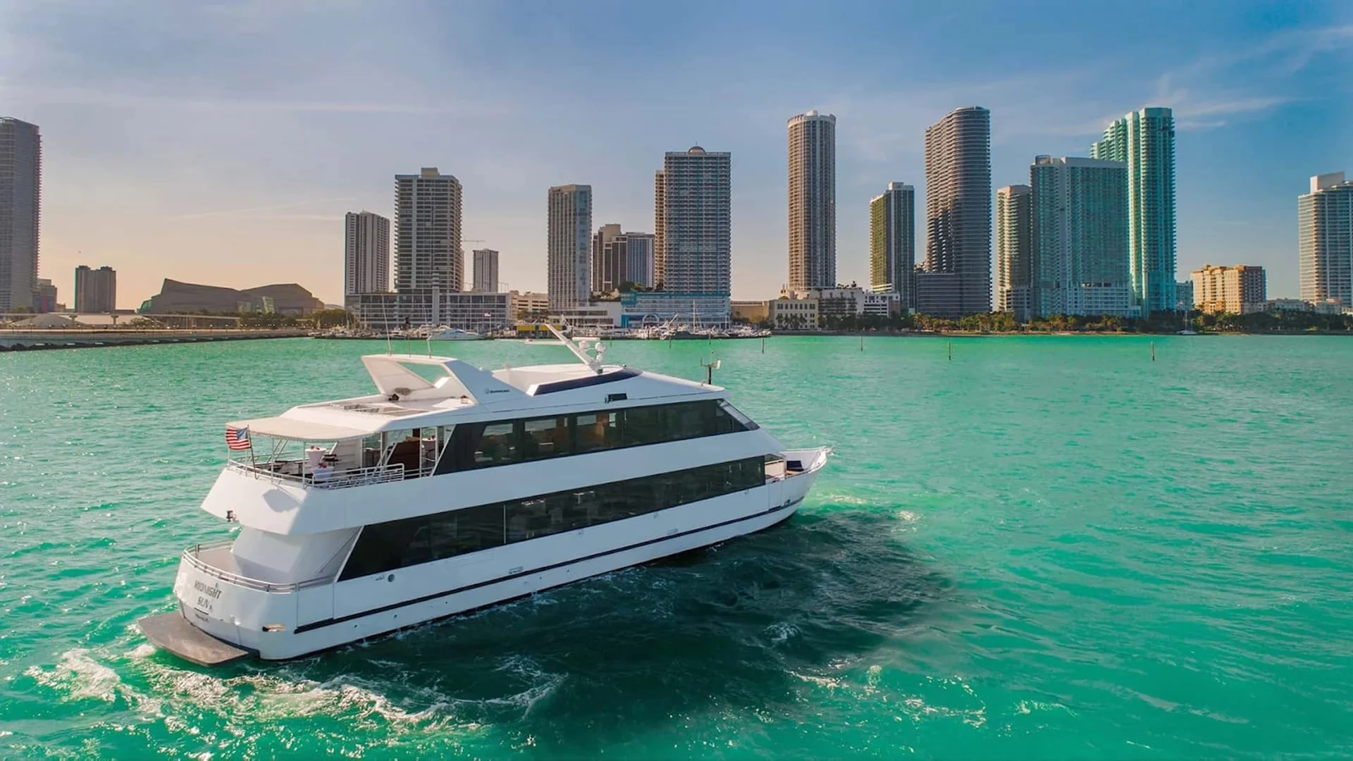 MIAMI BOAT PARTY