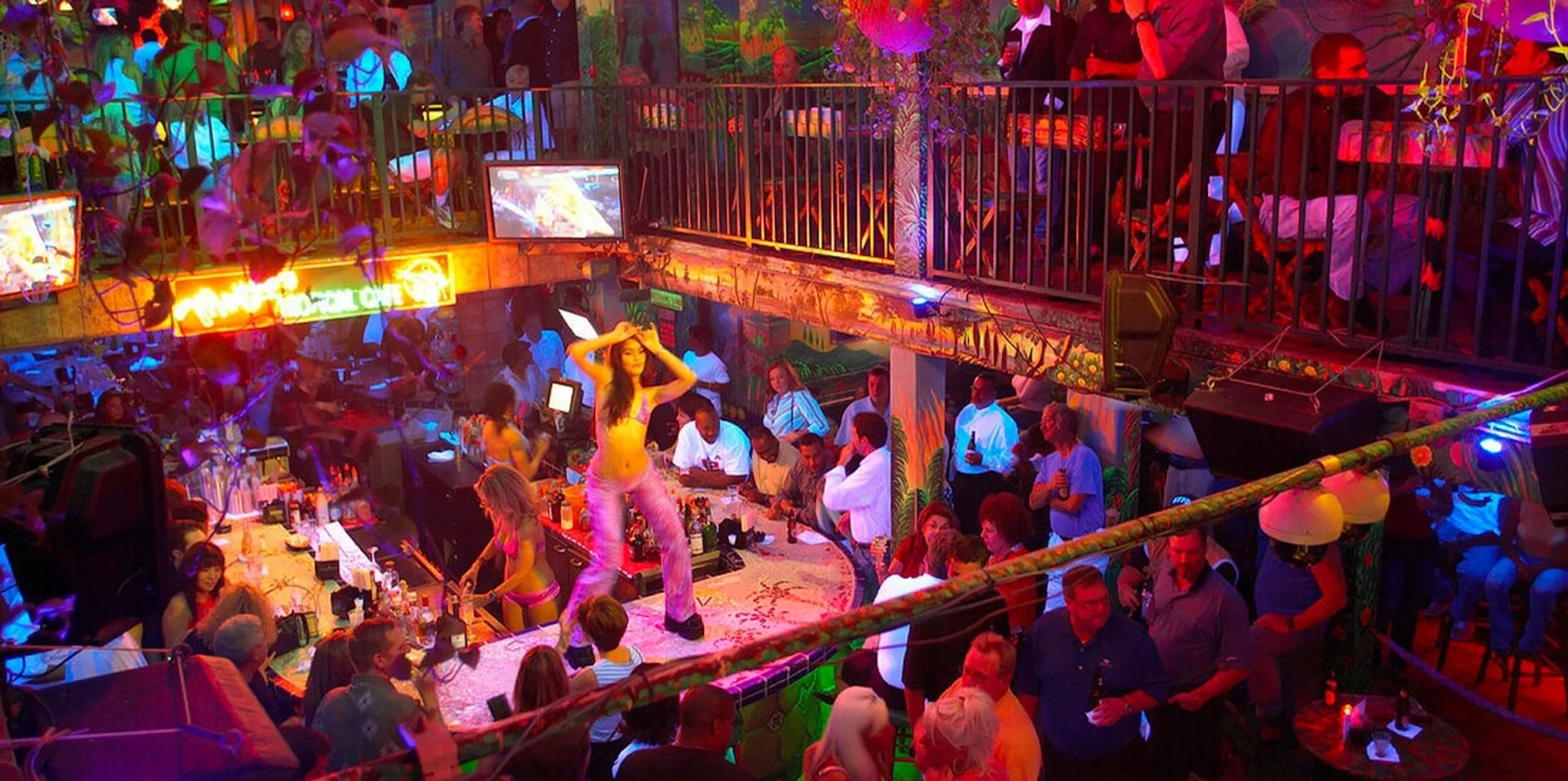Mango's Tropical Cafe South Beach