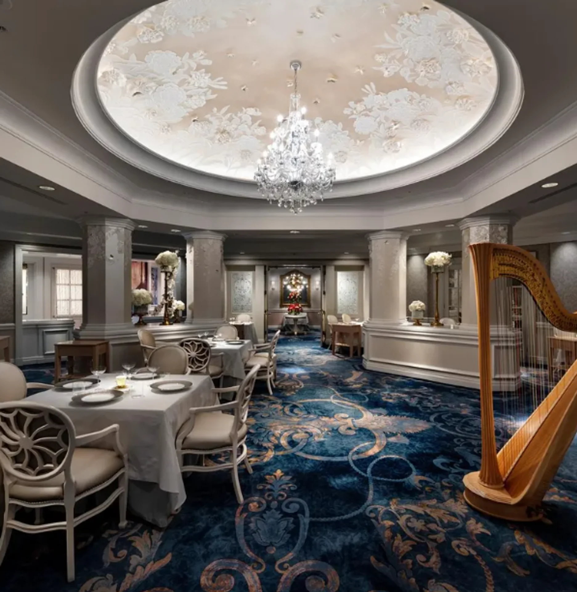 Victoria & Albert's
