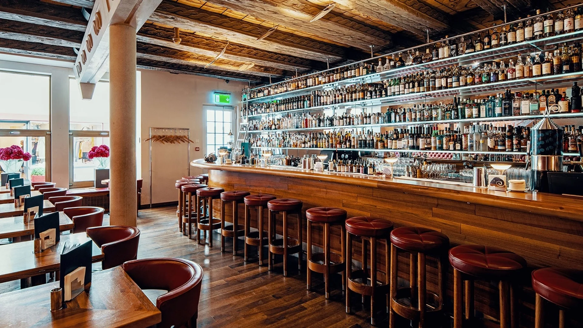 Widder Bar