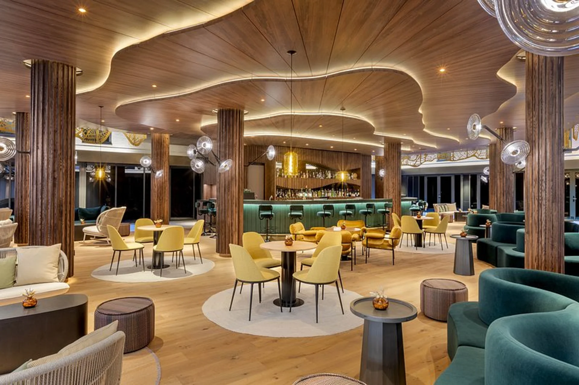 Specht Bar & Lounge